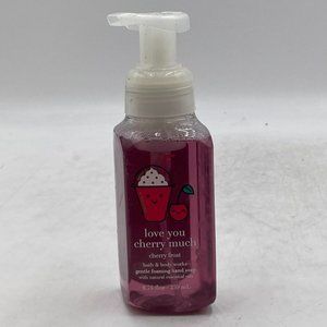 Bath and Body Works Gentle Foaming Hand Soap Love You Cherry Much 8.75 Oz